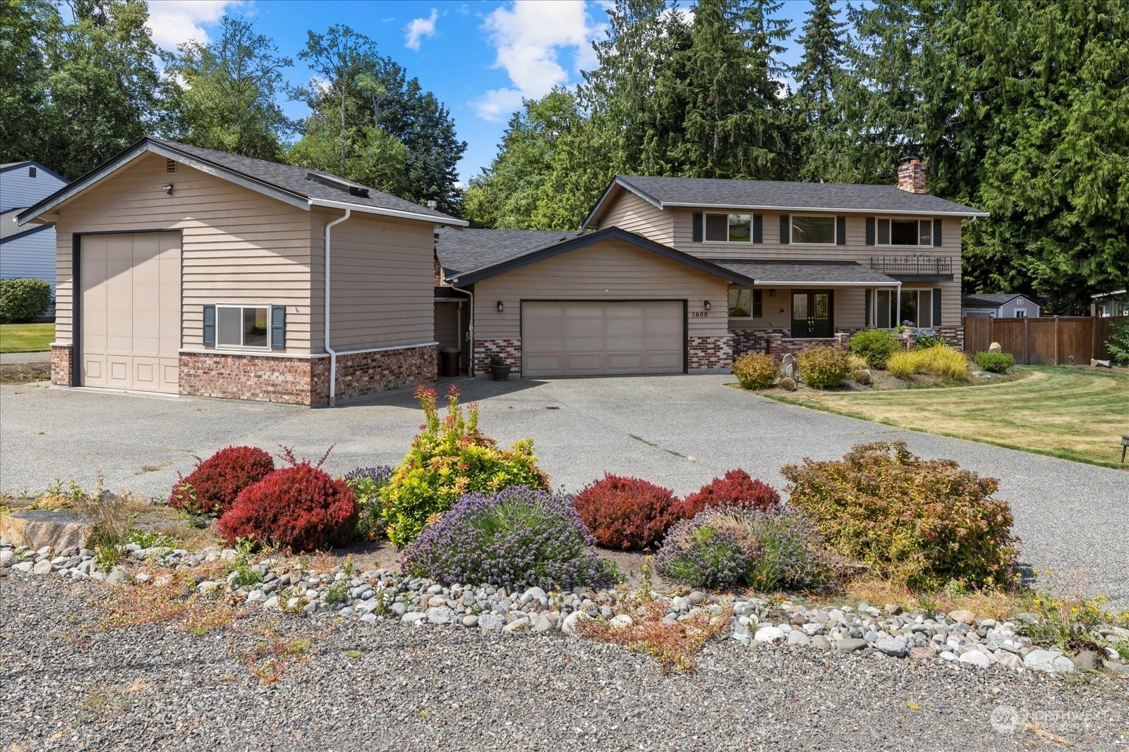 Property Photo:  5608 Sound Avenue  WA 98203 