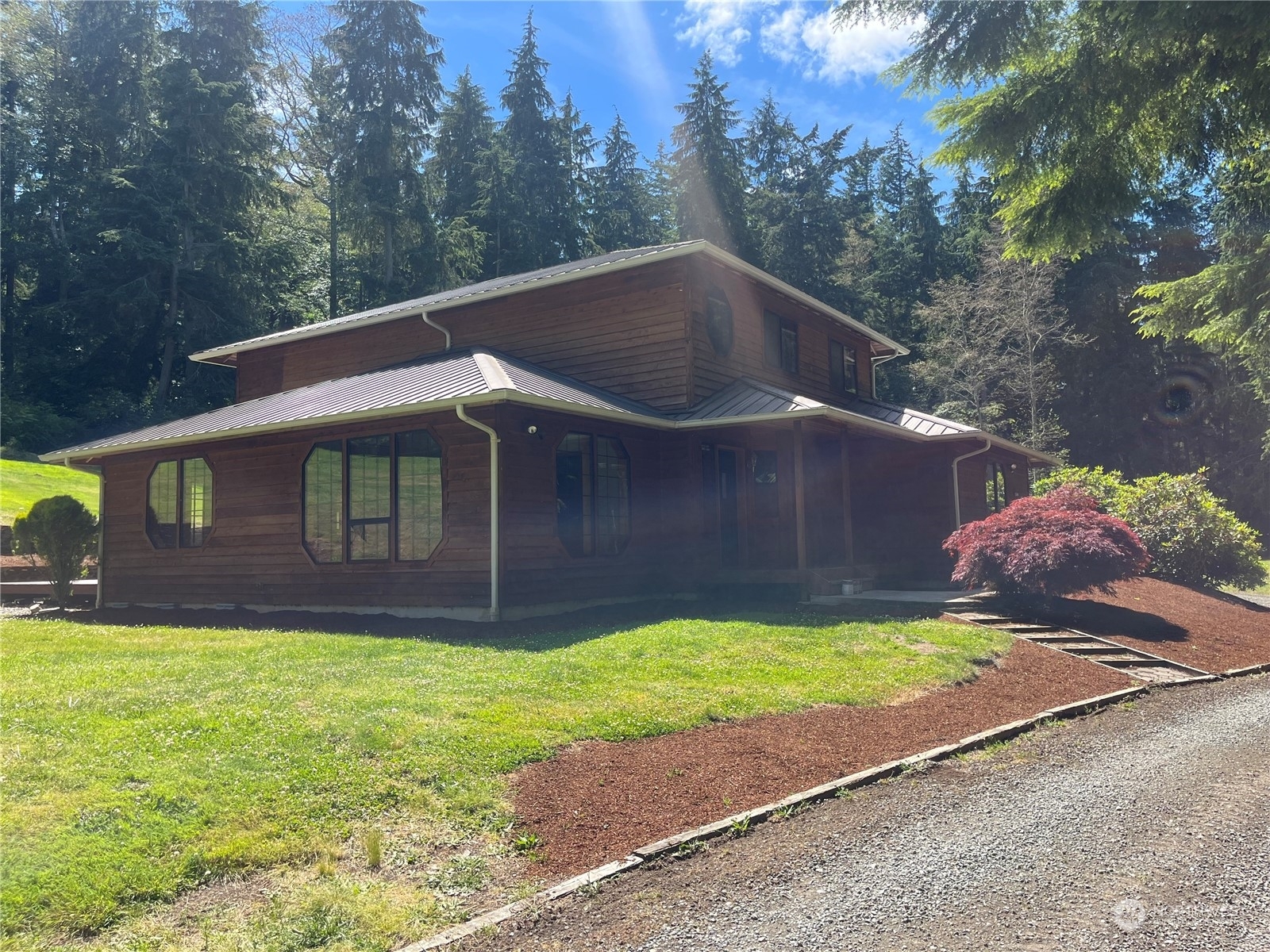Property Photo: 4939 Cascade Pl WA 98277