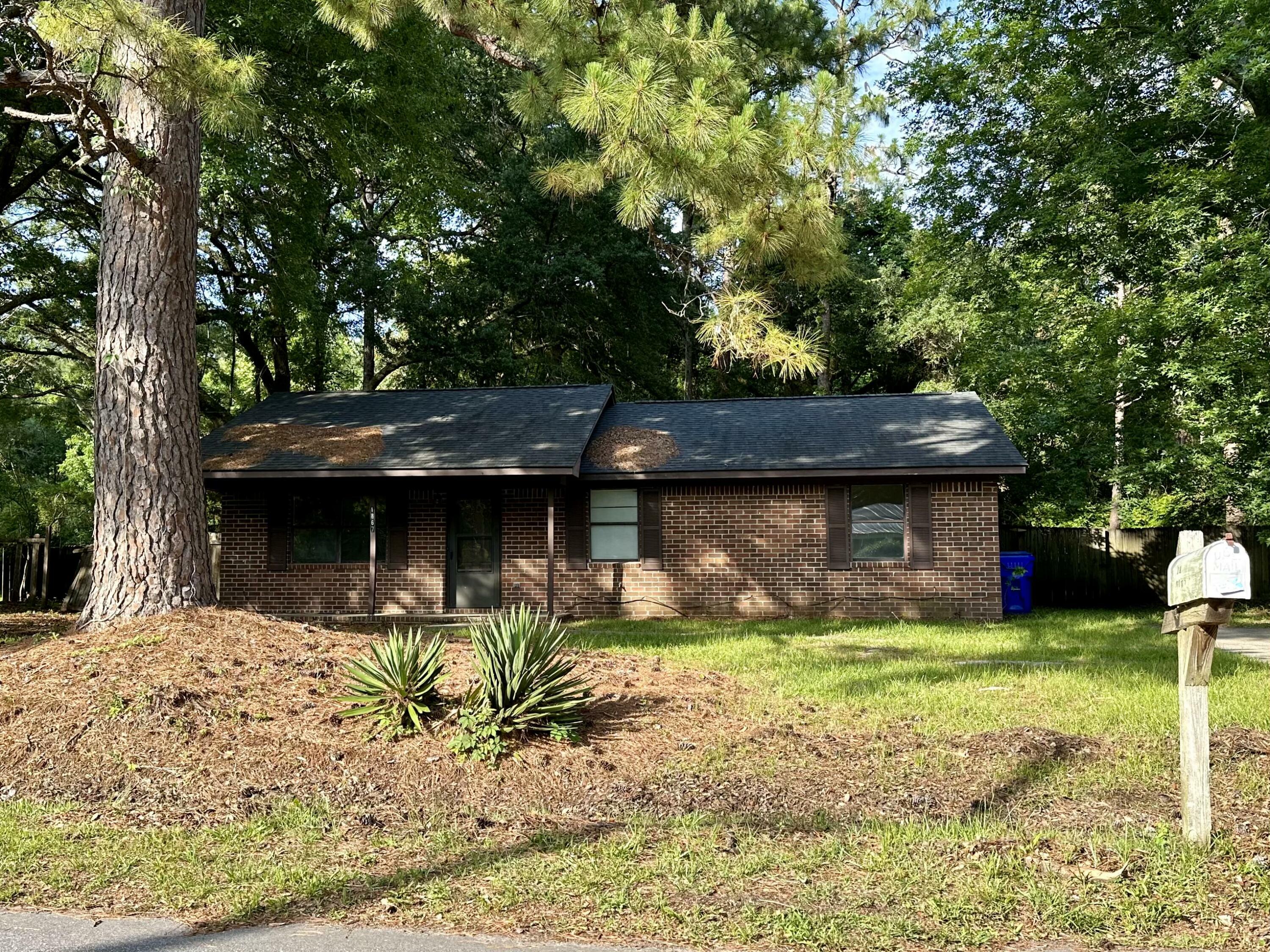 Property Photo:  1867 Grover Road  SC 29455 