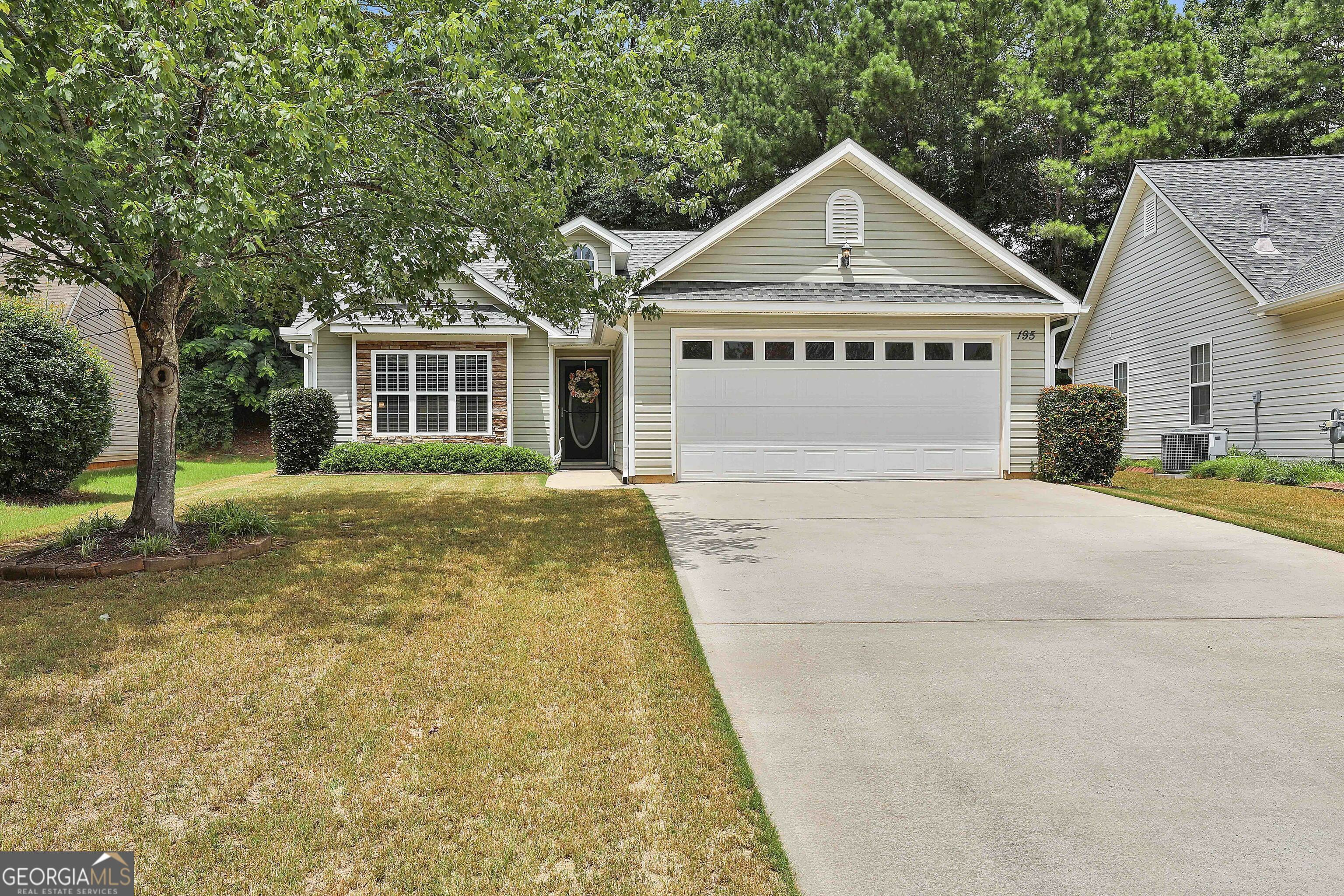 Property Photo:  195 Hunterian Place  GA 30265 