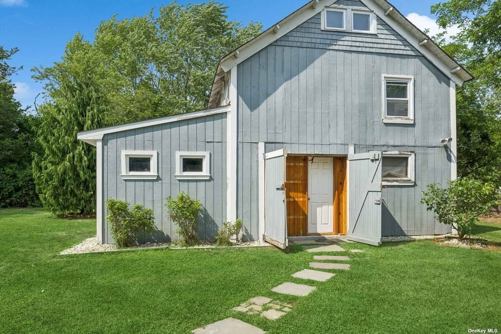 Property Photo:  85 Lewis Road  NY 11942 