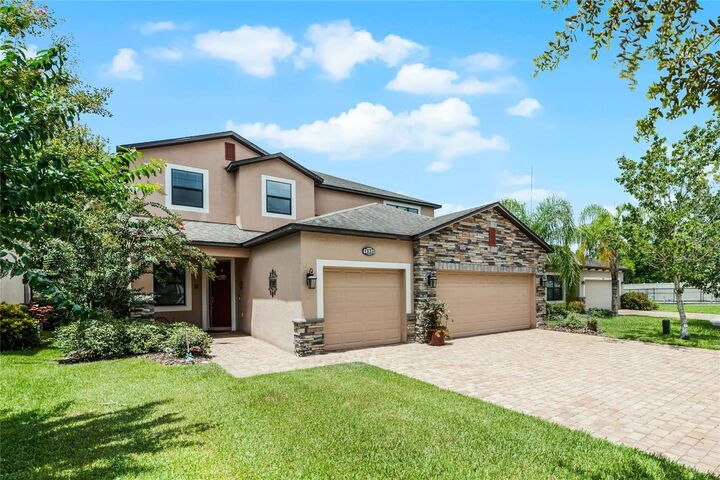 Property Photo:  1906 Ashfield Street  FL 32825 