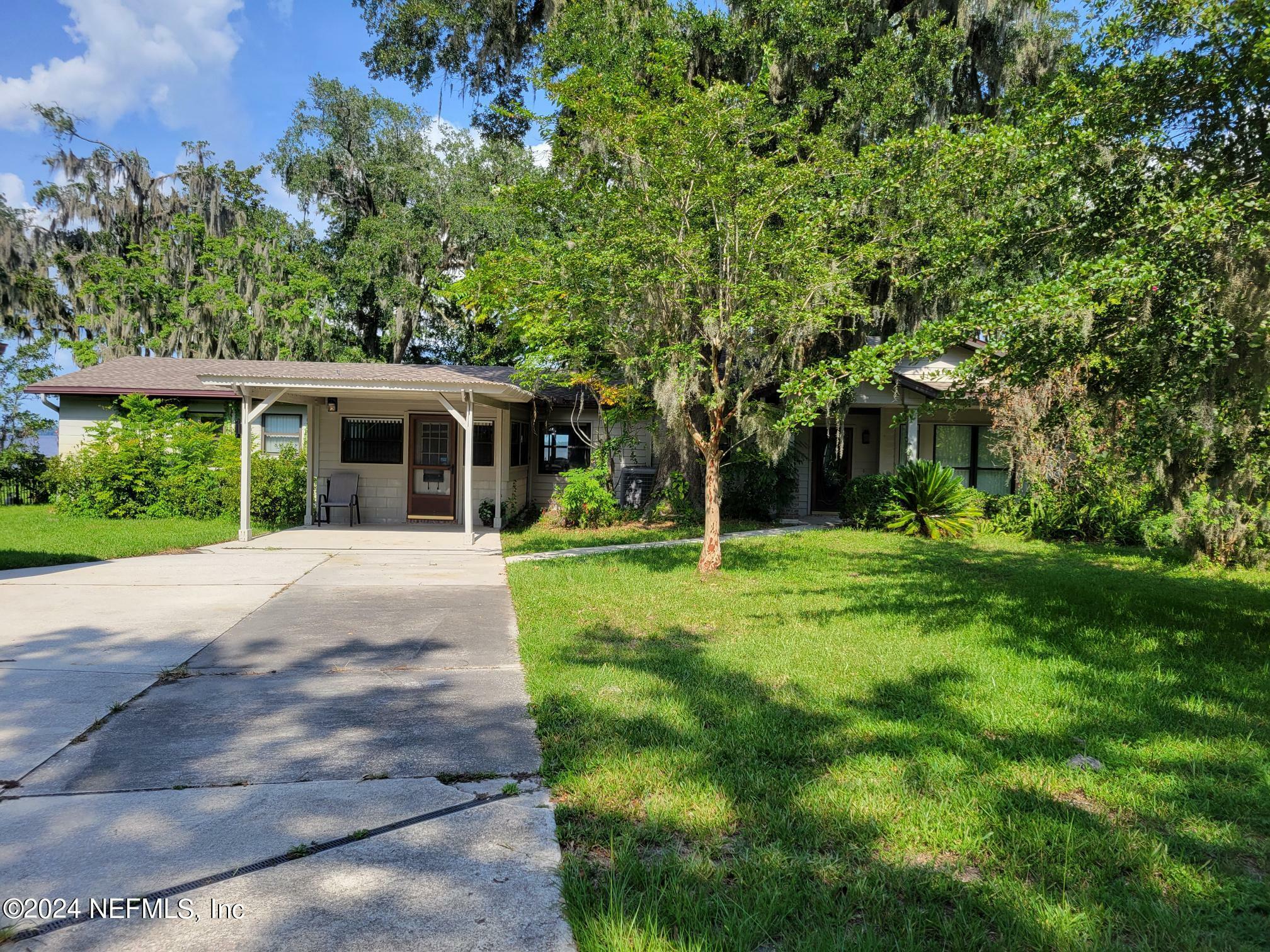 Property Photo:  4985 Harvey Grant Road  FL 32003 