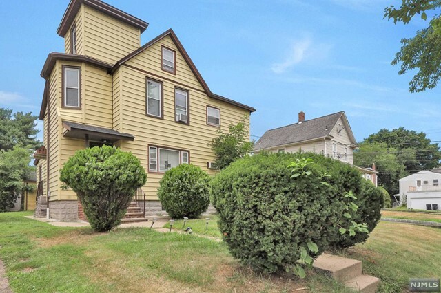 Property Photo:  45 East Broad Street  NJ 07621 