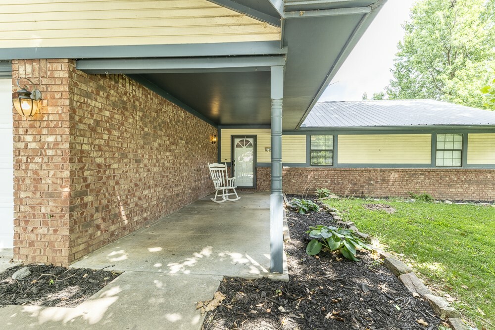 Property Photo:  2104 Hummingbird Drive  AR 72764 