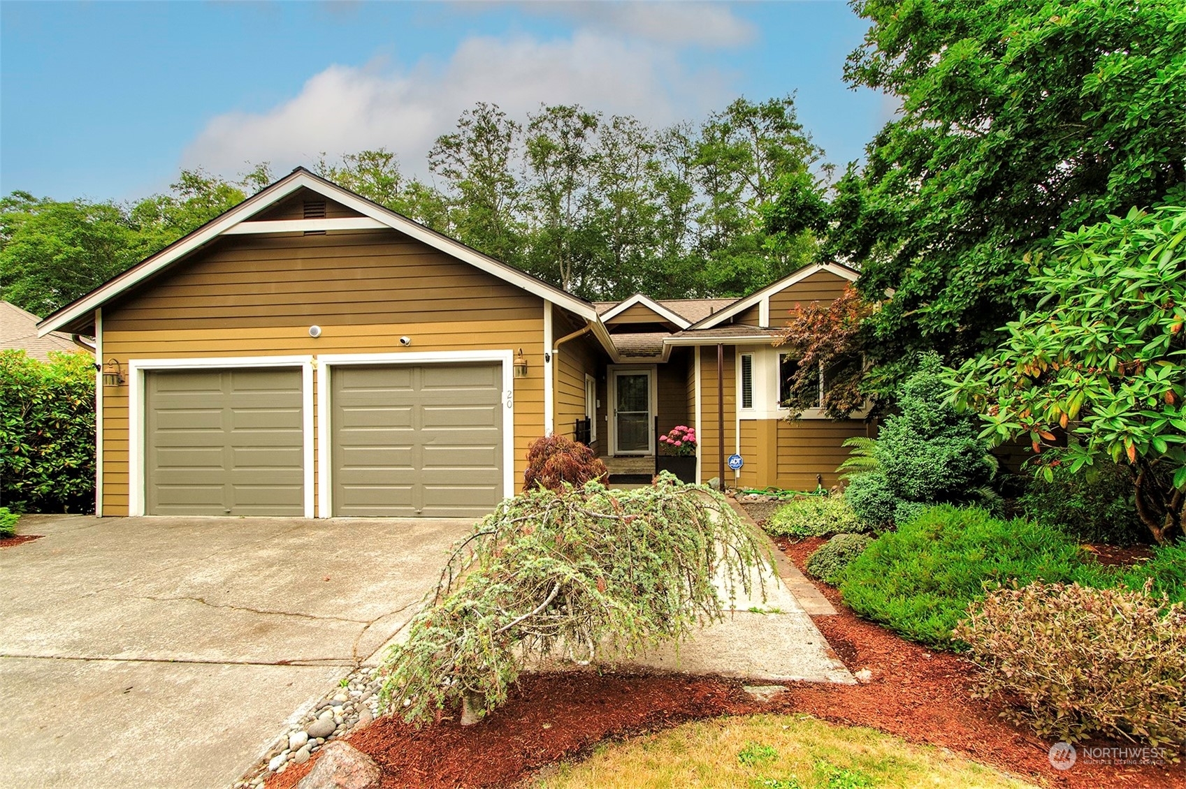 Property Photo:  20 Fairwind Court  WA 98365 