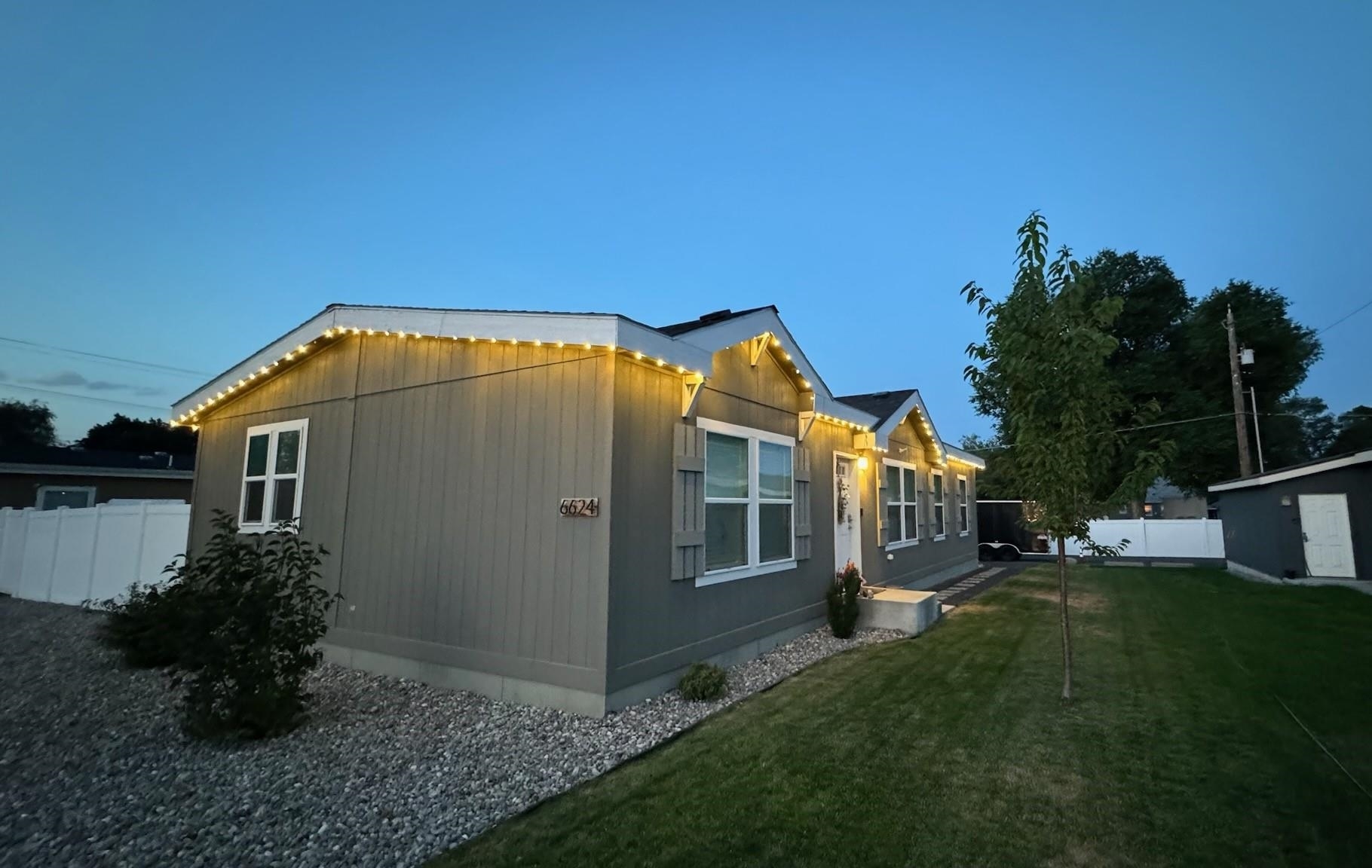 Property Photo:  6624 N Crestline St  WA 99217 