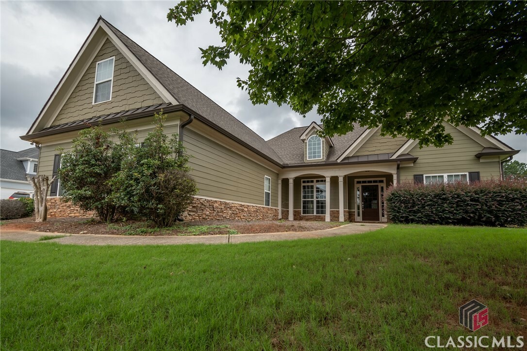 Property Photo:  210 Sawtooth Oak Drive  GA 30549 