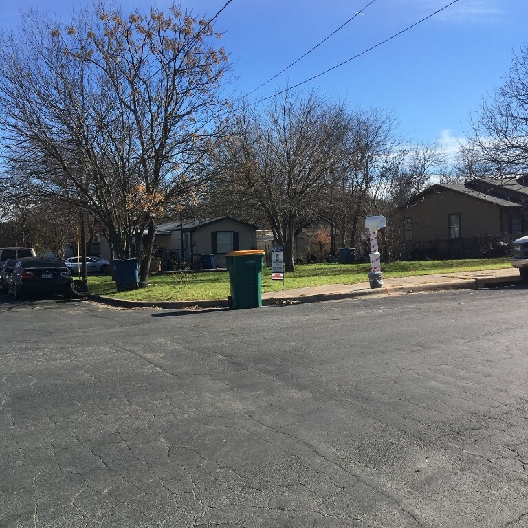 Property Photo:  6921 Bennett Avenue  TX 78752 