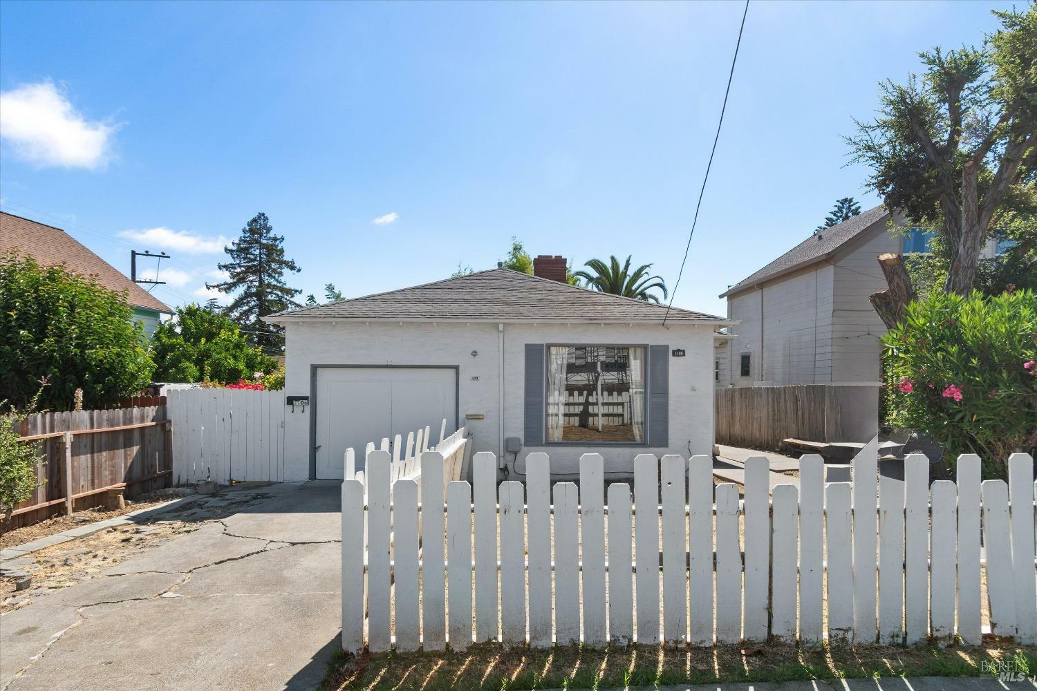 1106 Santa Clara Street  Vallejo CA 94590 photo