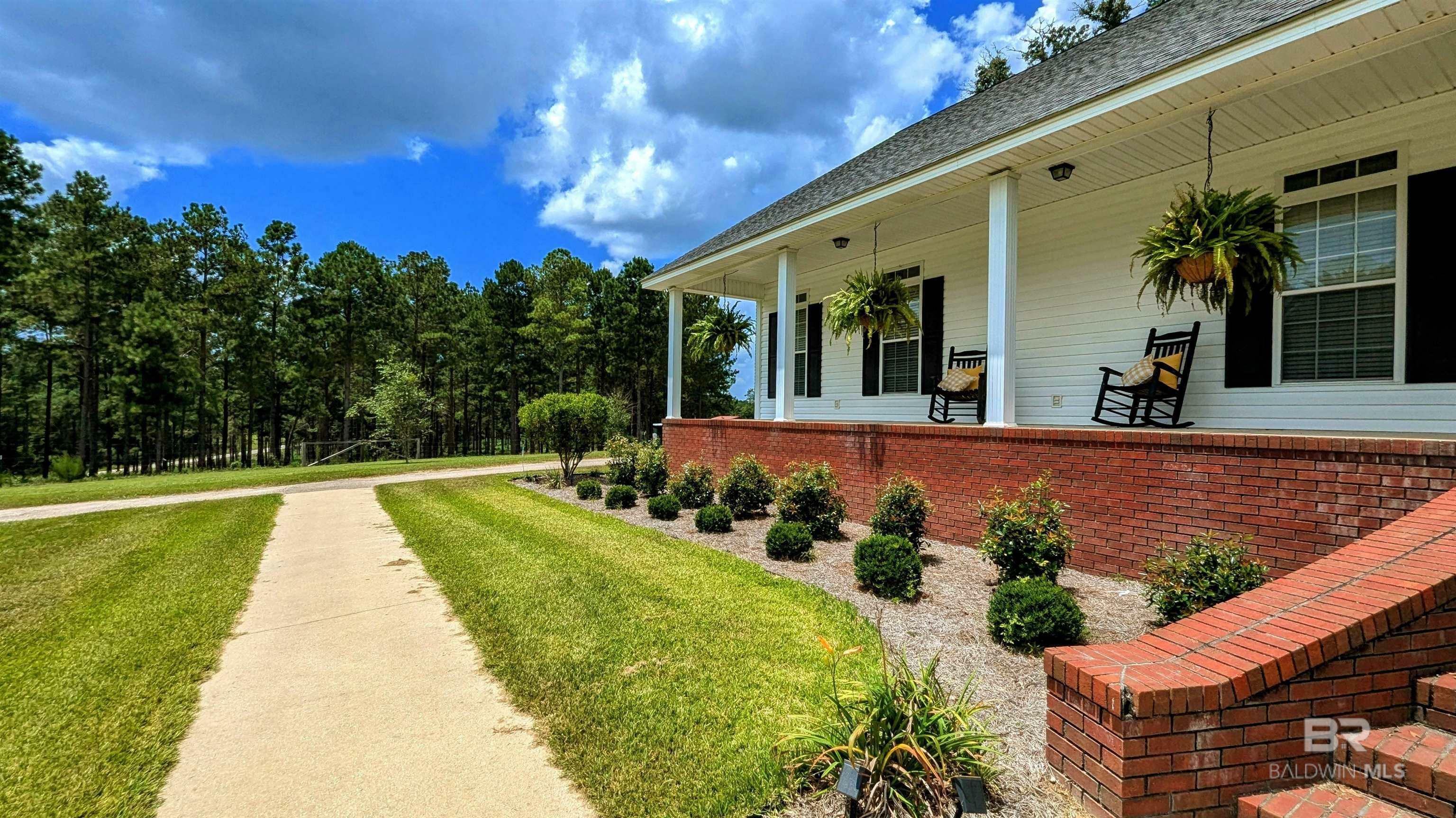 Property Photo:  9175 County Road 34  AL 36558 