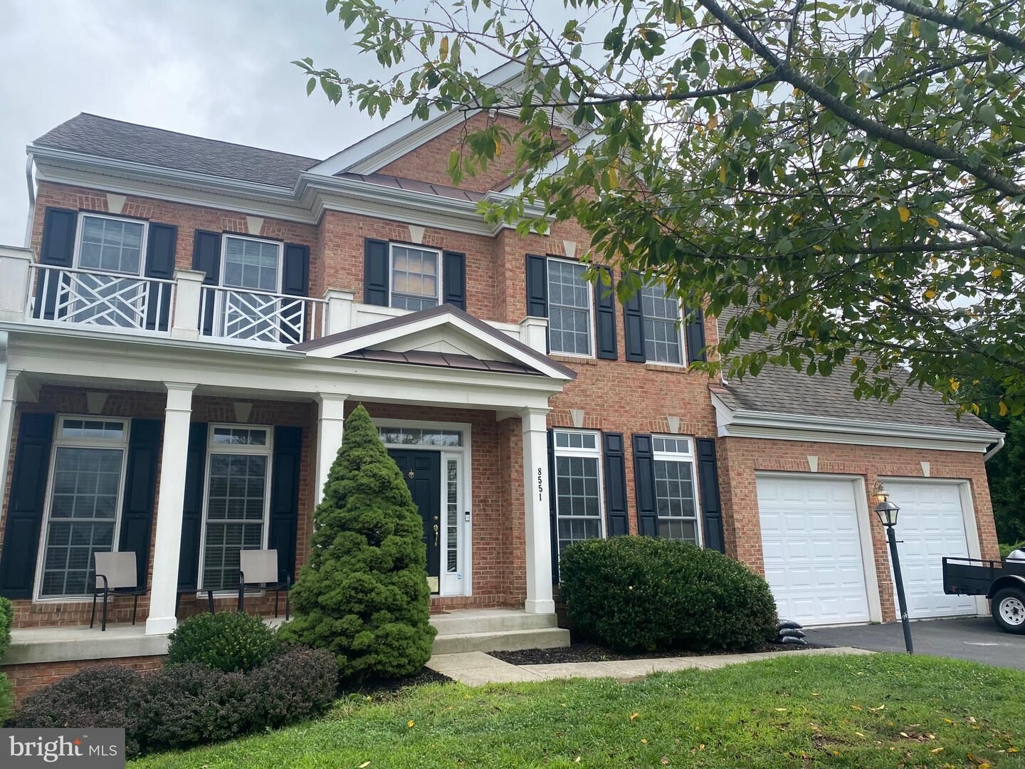 Property Photo: 8551 Saltlick Terrace VA 20112