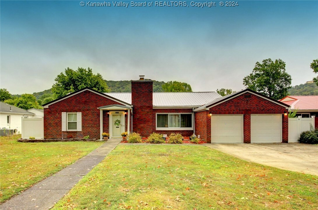 Property Photo:  4802 Virginia Avenue SE  WV 25304 