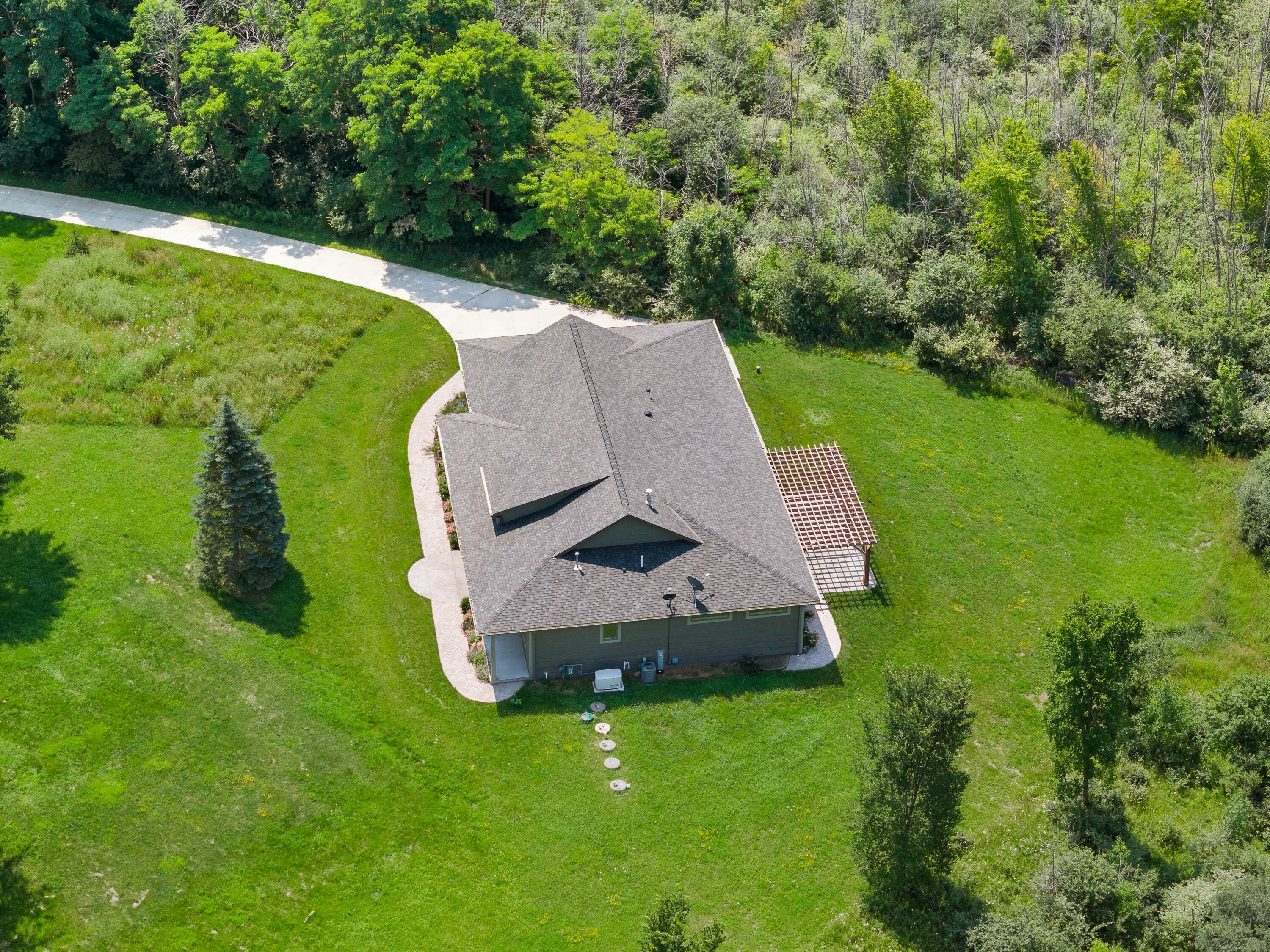 Property Photo:  1851 Lake Shore Rd  WI 53024 