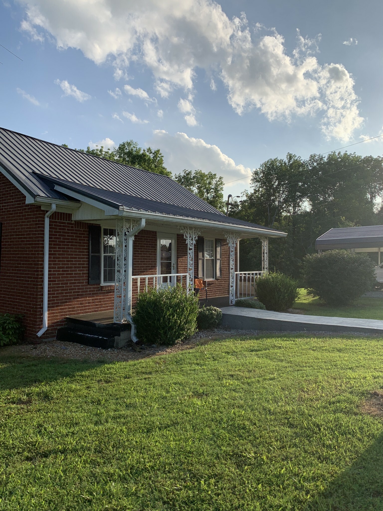 Property Photo:  835 Hawkins Rd  TN 37186 