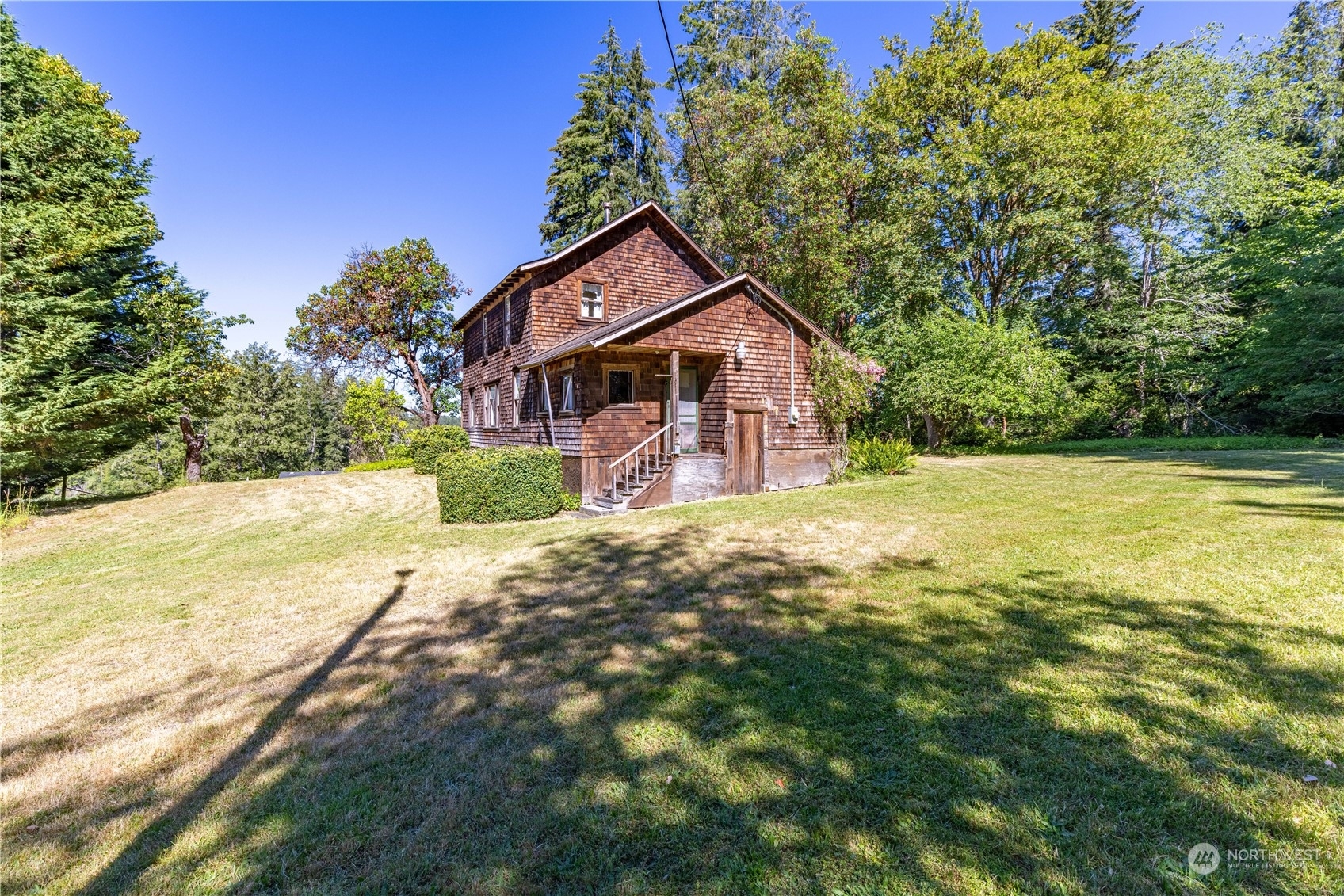 Property Photo:  191 E North Island Drive  WA 98584 