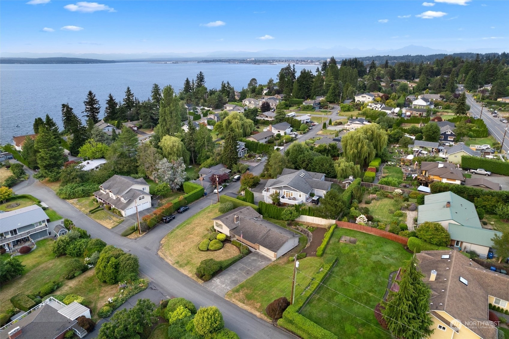 Property Photo:  4805 Sound Avenue  WA 98203 