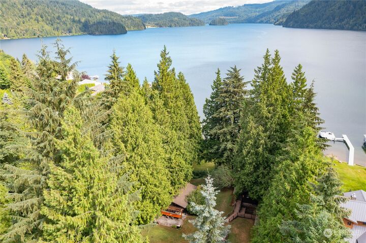 Property Photo:  3552 S Bay Drive  WA 98284 