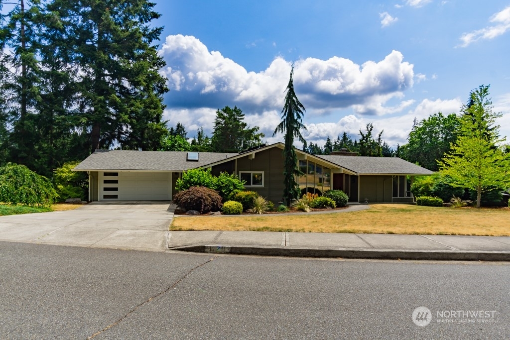 Property Photo:  1120 174th Avenue NE  WA 98008 