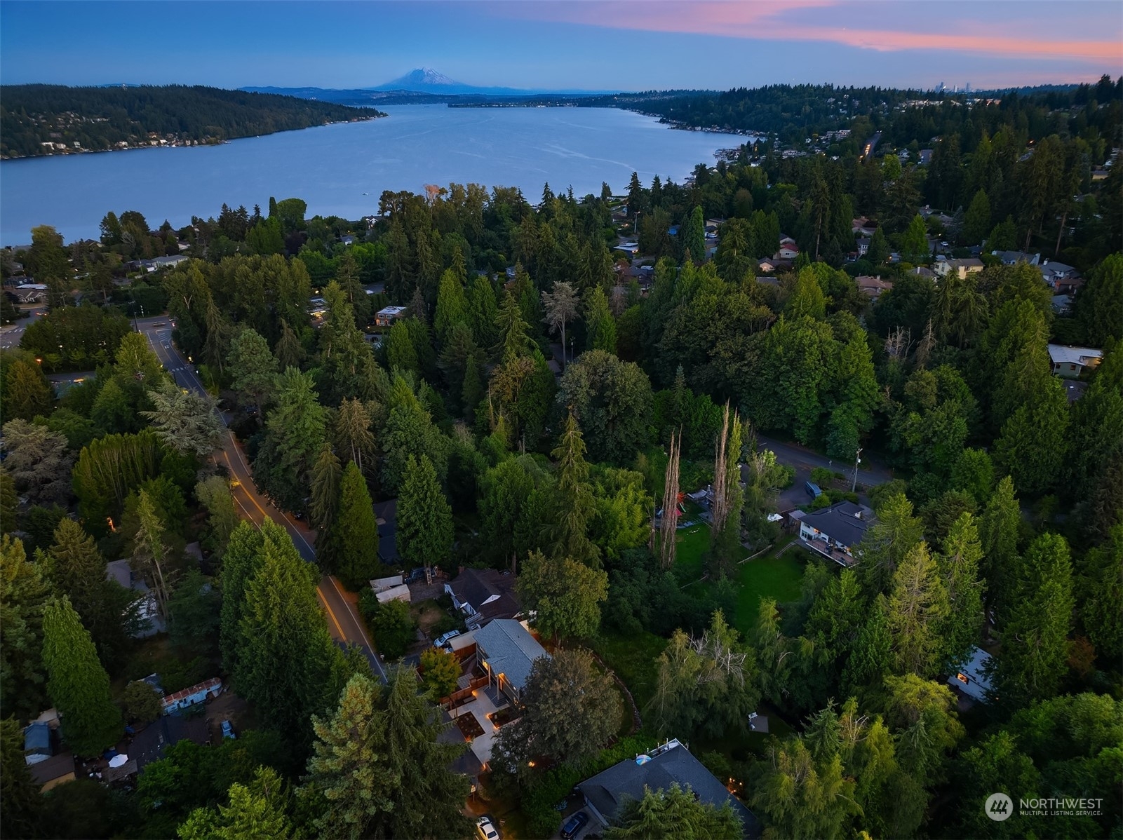 Property Photo:  17081 Brookside Boulevard NE  WA 98155 