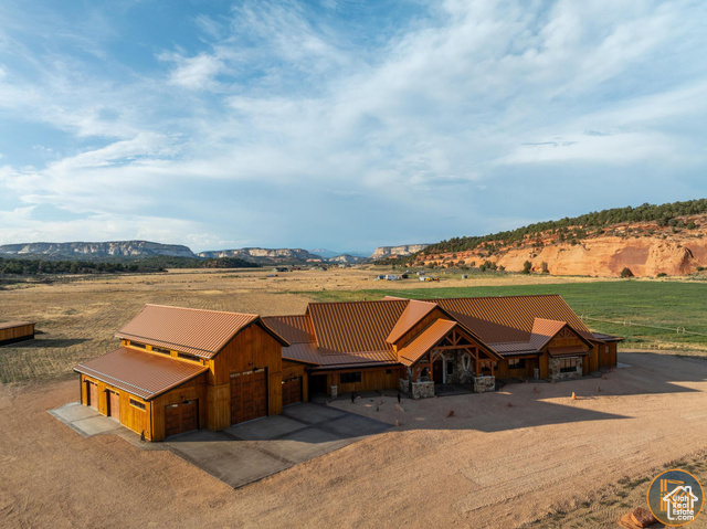 Property Photo: 5605 N Johnson Canyon Rd UT 84741