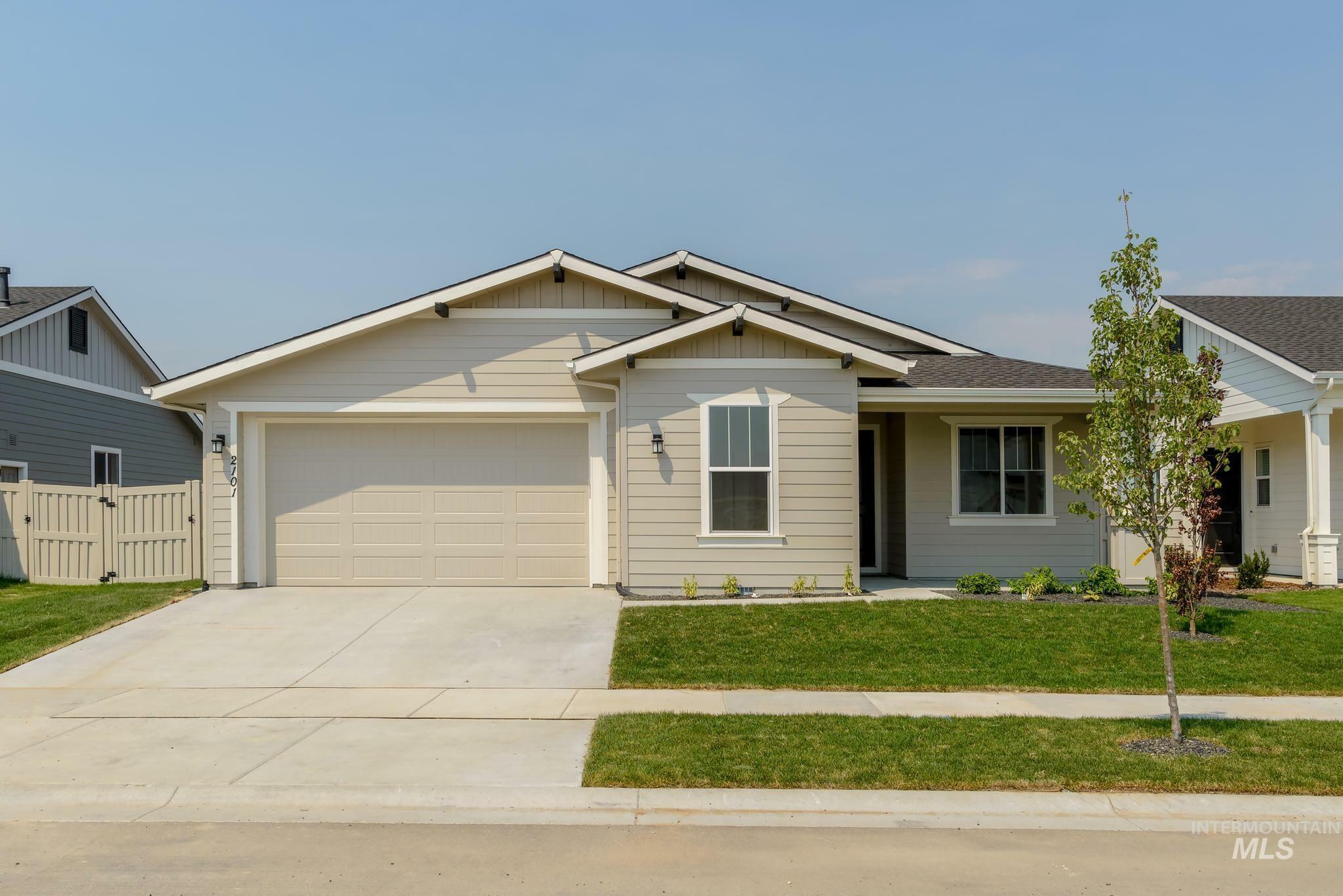 Property Photo:  2101 N Branding Iron Ave  ID 83644 