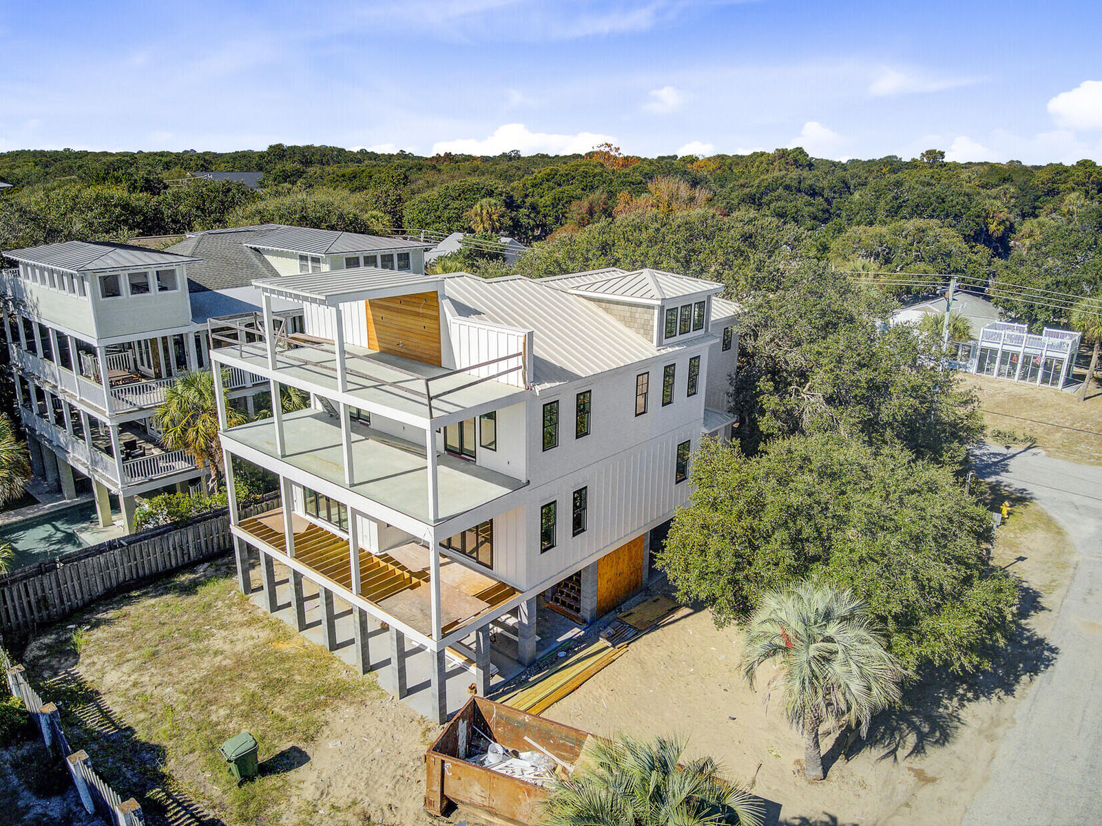Property Photo:  3 38th Avenue  SC 29451 