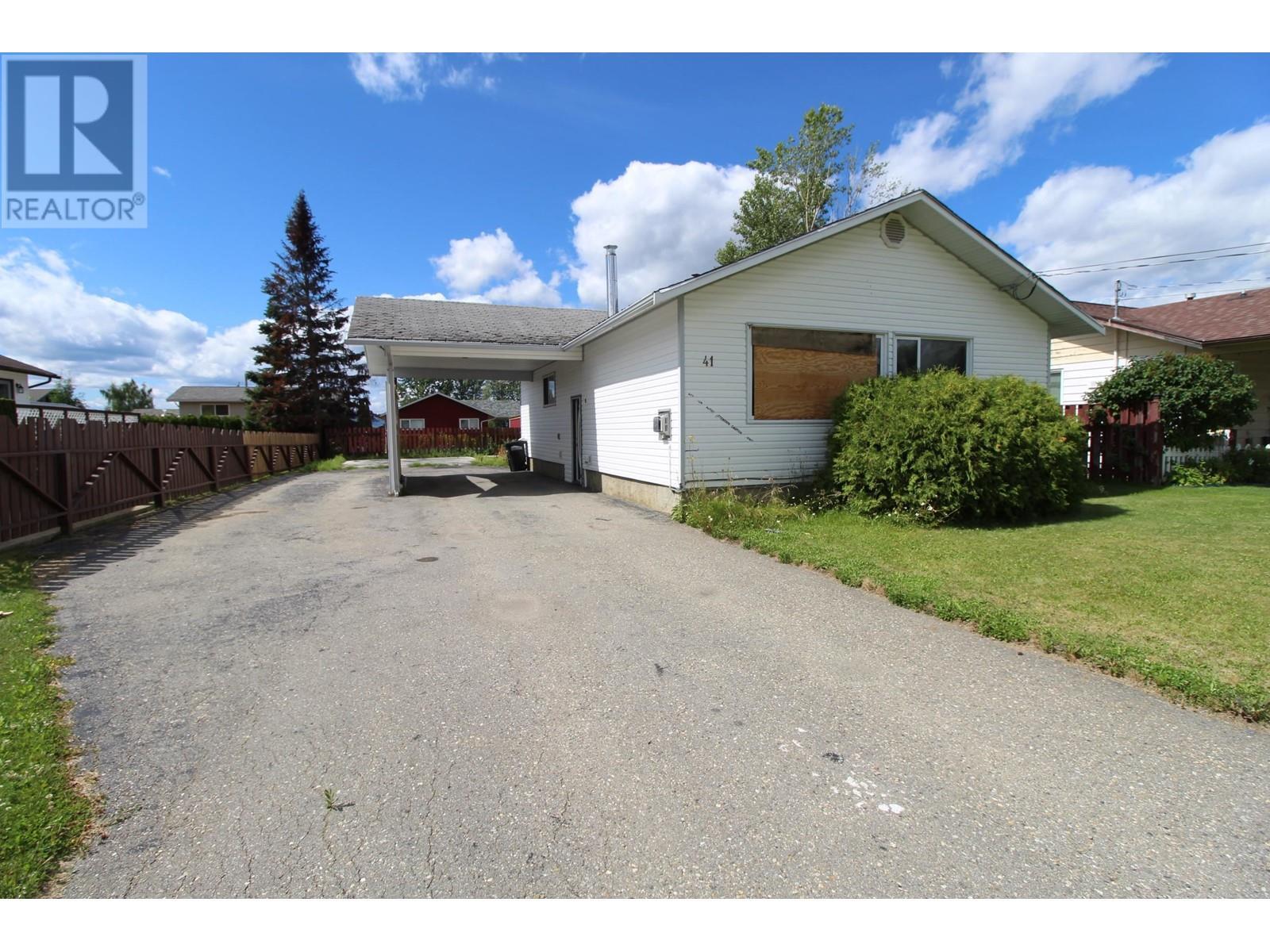 41 Ospika Crescent  Mackenzie BC V0J 2C0 photo