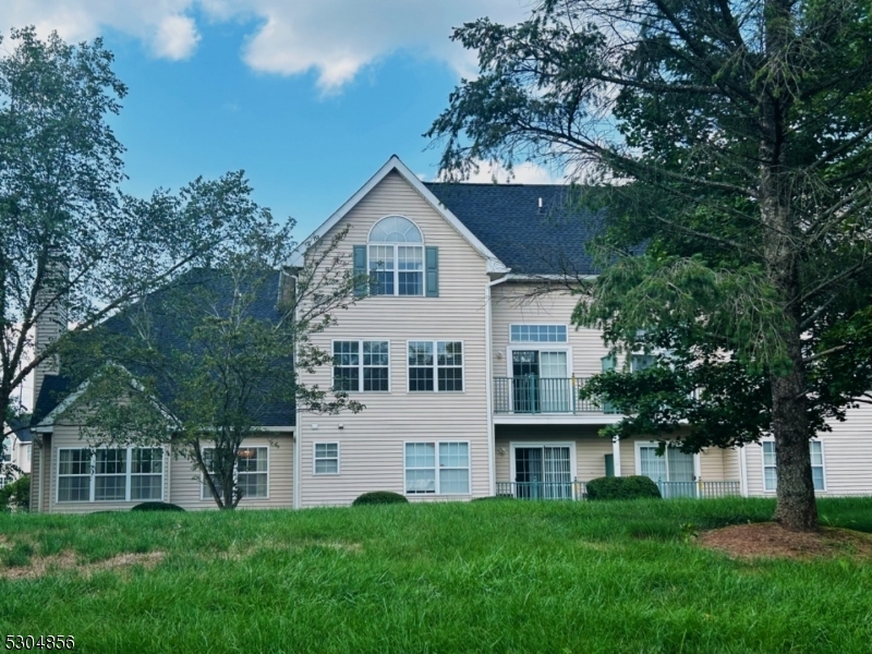 Property Photo:  526 Rhoads Dr  NJ 08502 