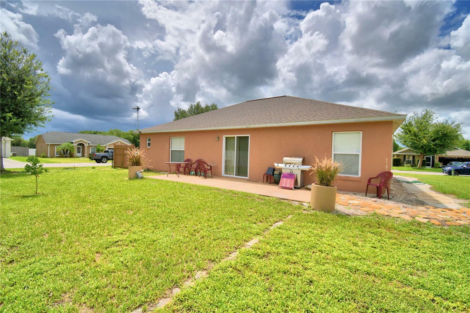 Property Photo:  607 Heather Glen Loop  FL 33884 