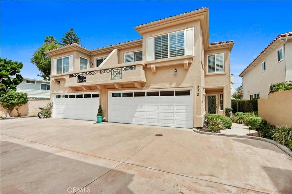 372 E 15th Street  Costa Mesa CA 92627 photo