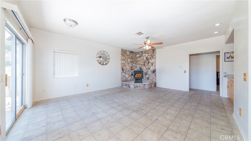 Property Photo:  30279 Longview Road  CA 93553 