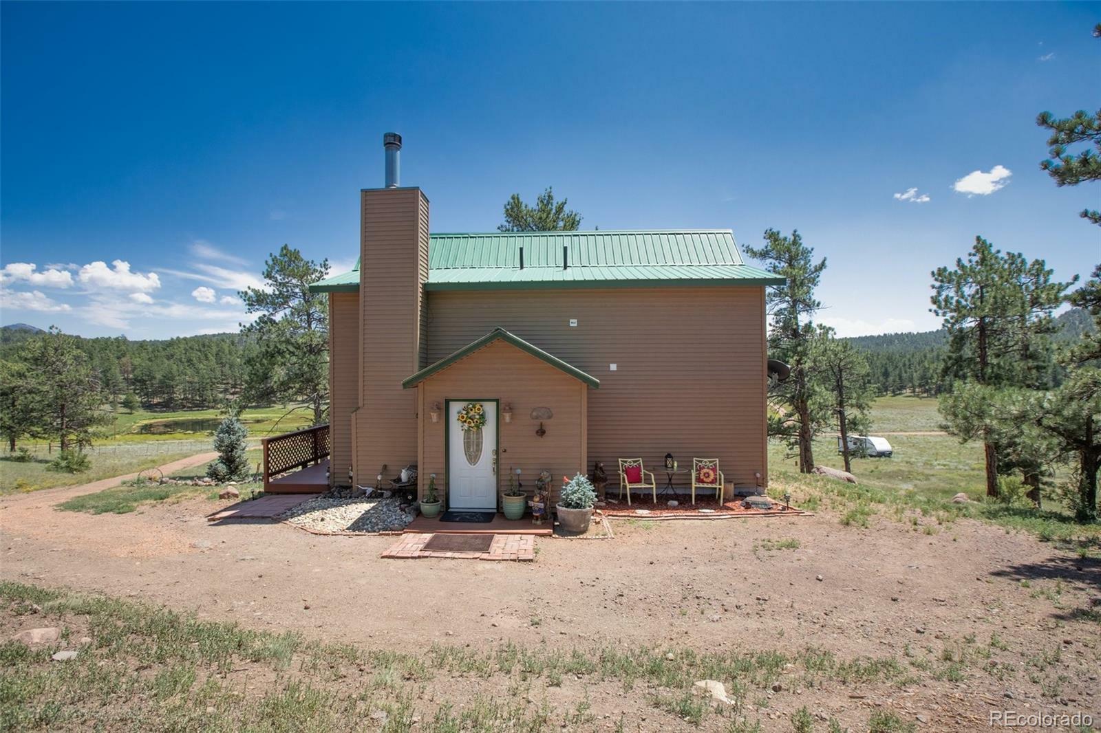 Property Photo:  205 Chinook Road  CO 80820 