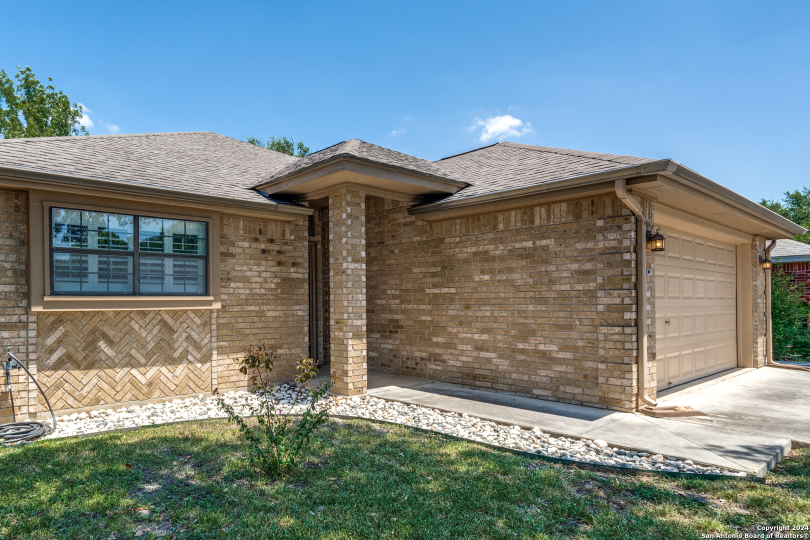 Property Photo:  1506 Eastridge Pkwy  TX 78155 