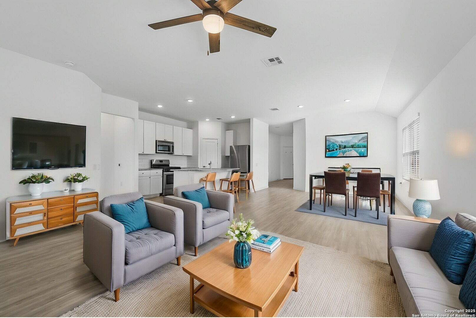 Property Photo: 4554 Martin Way TX 78222