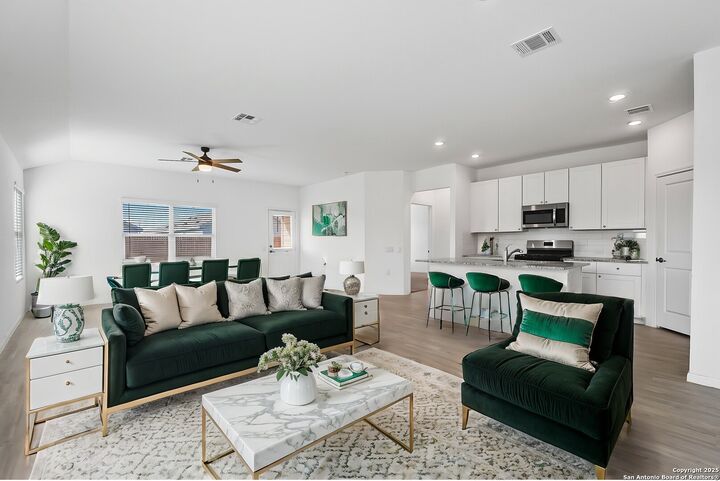 Property Photo:  4554 Martin Way  TX 78222 