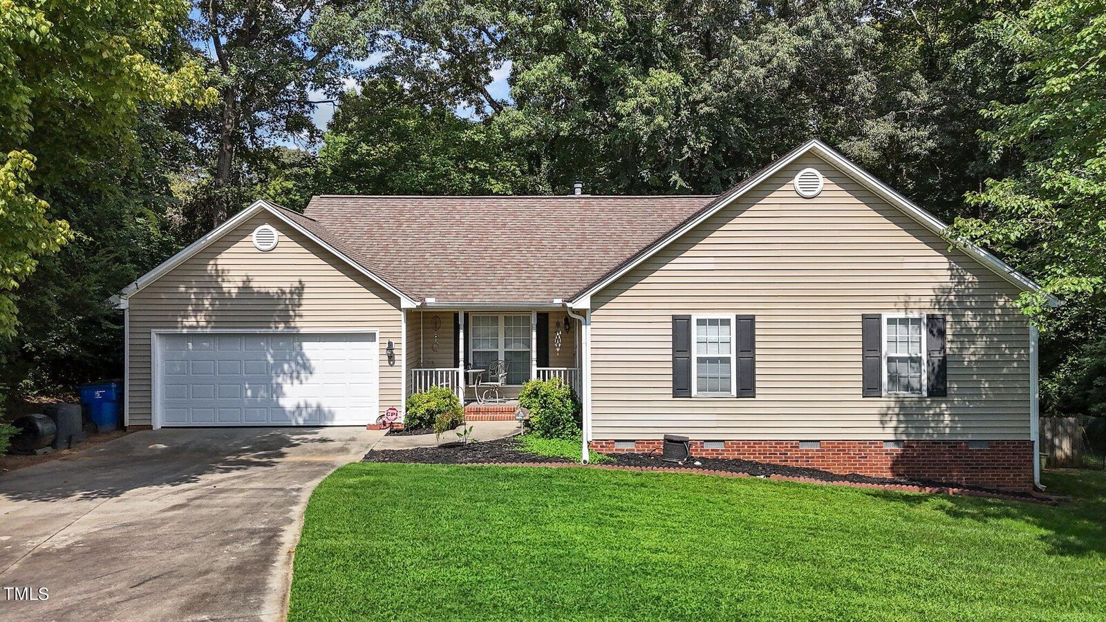 Property Photo: 506 Sadia Trace NC 27253