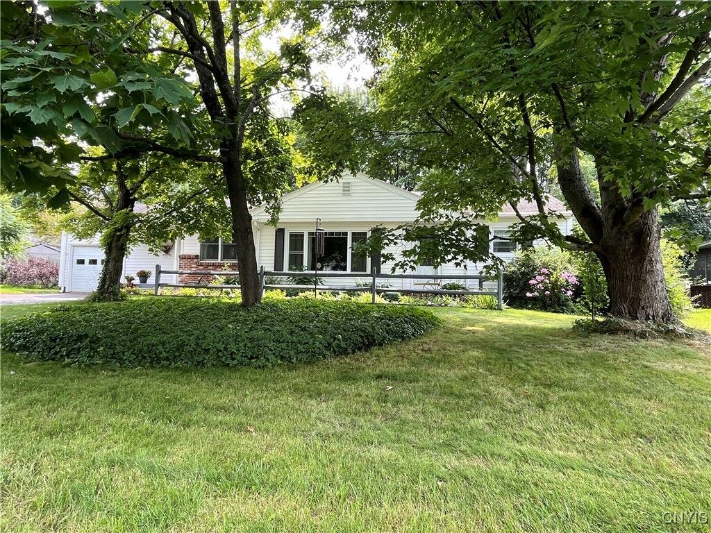Property Photo: 72 Patrick Circle NY 13069