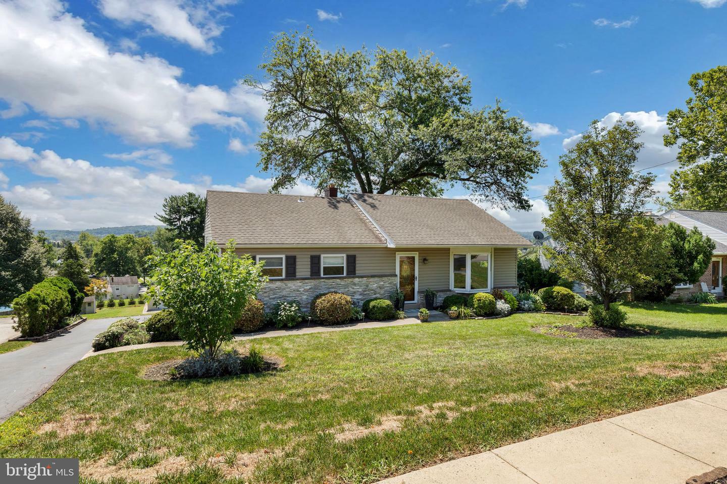 Property Photo:  163 E Valley Forge Road  PA 19406 