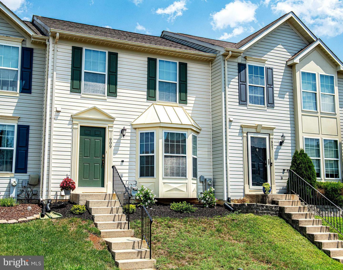 Property Photo:  909 Felicia Court  MD 21014 