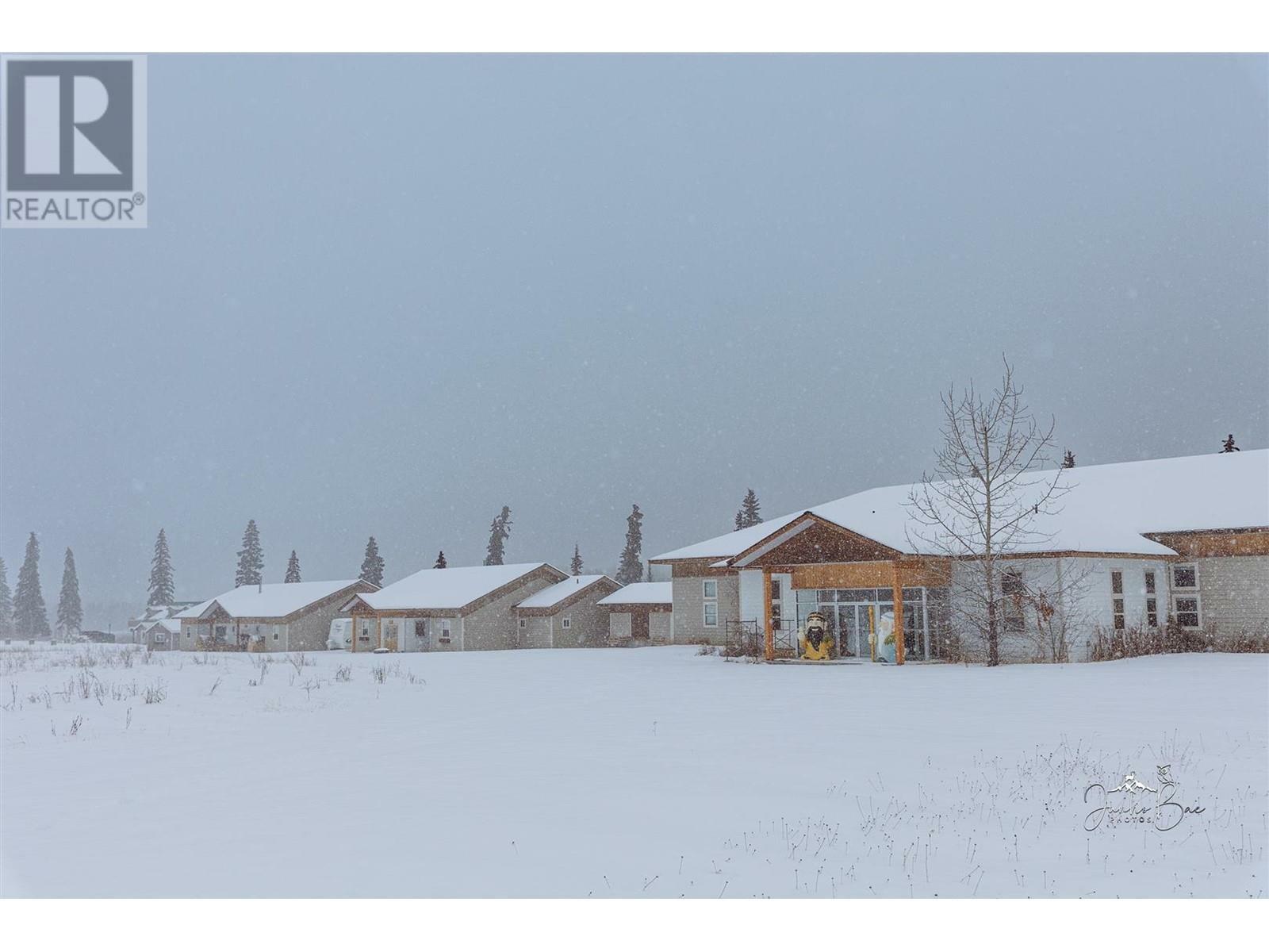 Photo de la propriété:  68241 Kenney Dam Road  BC V0J 3A1 