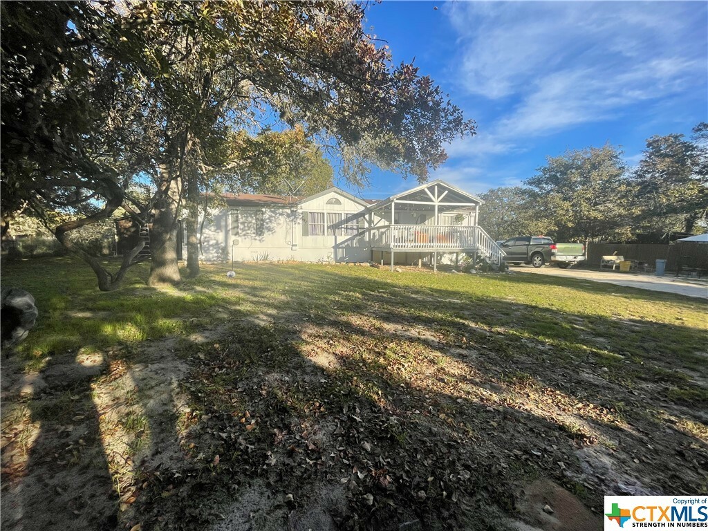 Property Photo:  139 Dinks Lane  TX 78155 