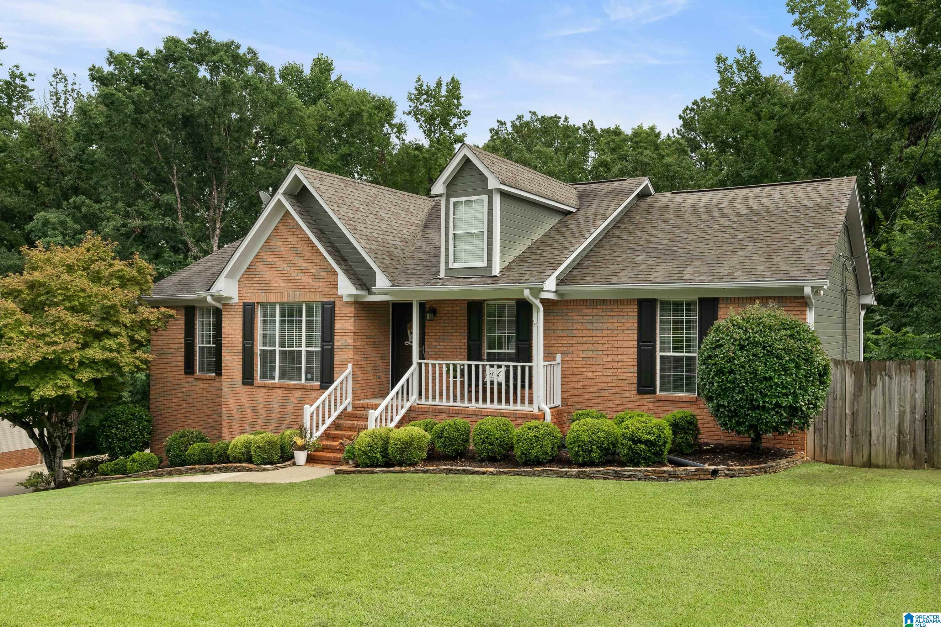 Property Photo:  805 Saint Charles Lane  AL 35080 