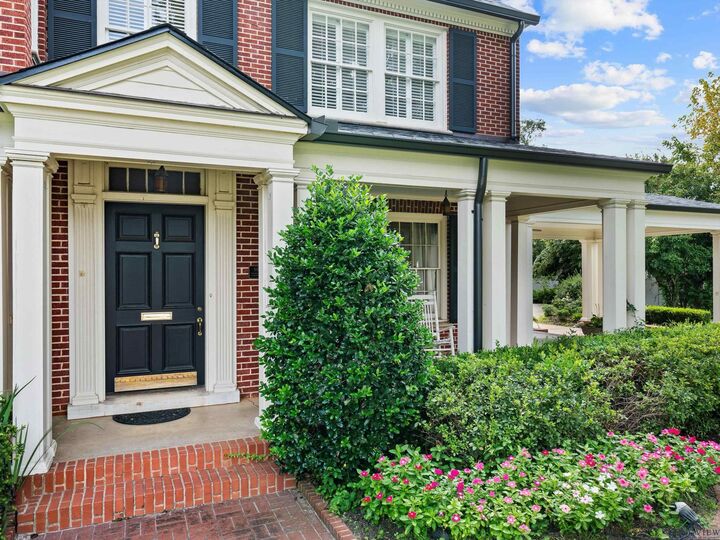 Property Photo:  905 S Main  TX 75654 