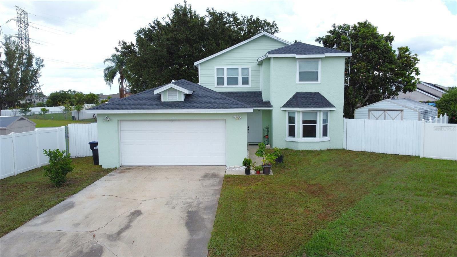 Property Photo:  13262 Boulder Woods Circle  FL 32824 