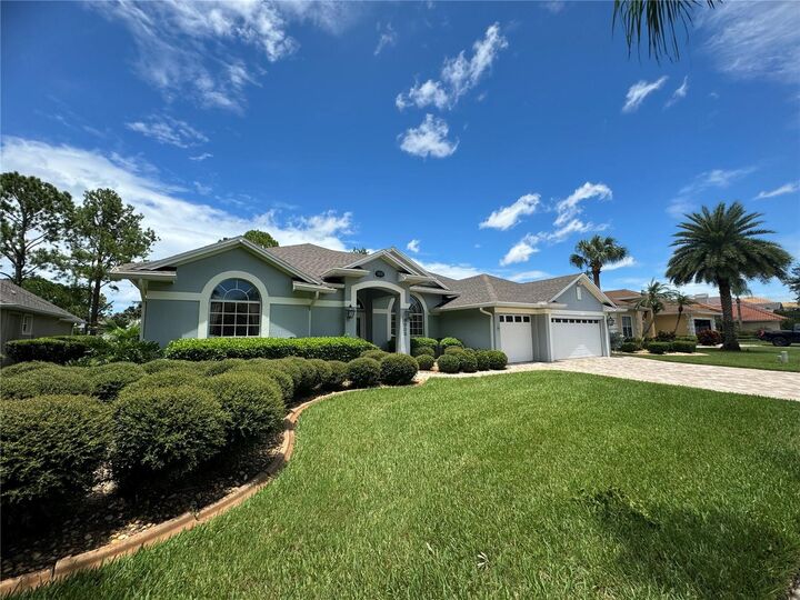 Property Photo: 3038 Zaharias Drive FL 32837