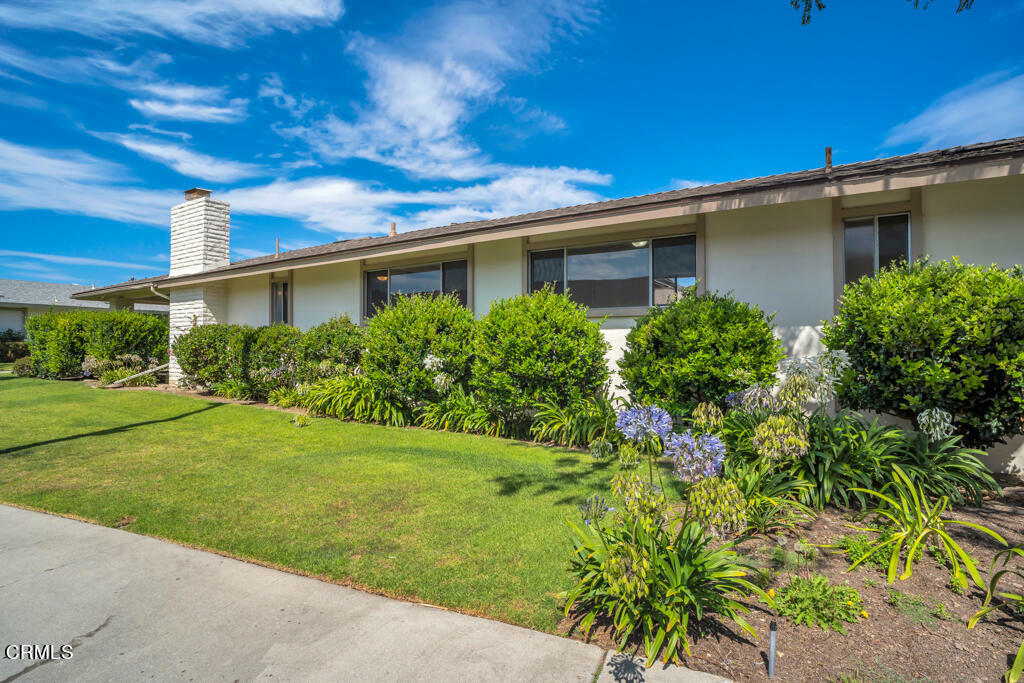 Property Photo:  180 W Bowling Green  CA 93041 