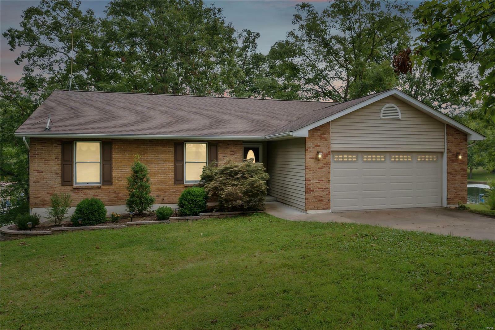 Property Photo:  402 Attucks Drive  MO 63020 