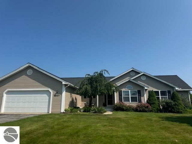 5437 N Liberty Drive  Traverse City MI 49685 photo