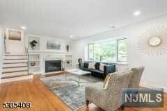 Property Photo:  6 Chestnut Hill Place  NJ 07028 